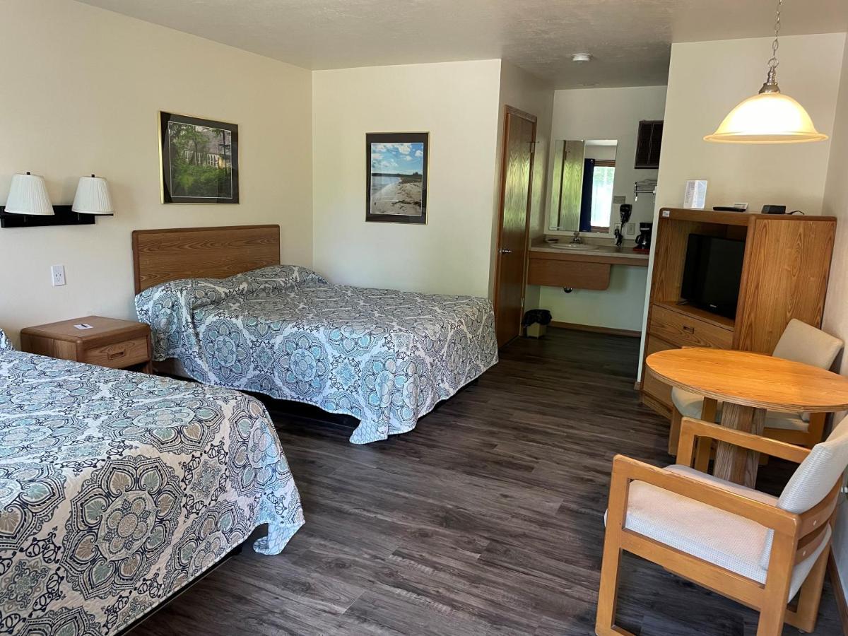 Parkside Inn Ellison Bay Dış mekan fotoğraf